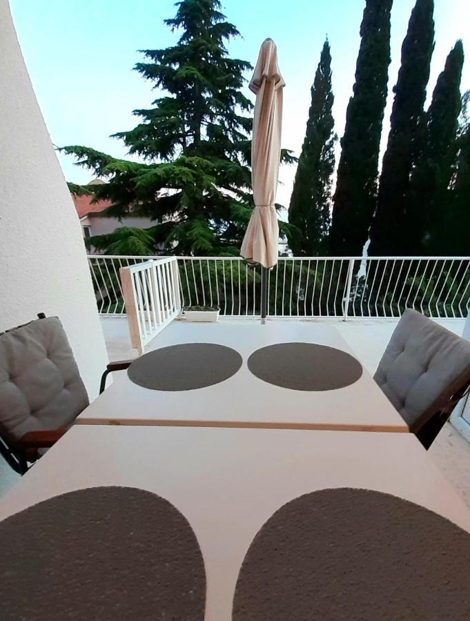 Villa Libe Baška Voda Kültér fotó
